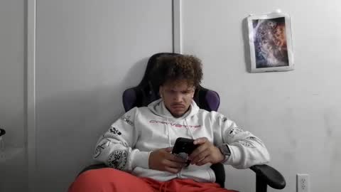 Snapshot of str8dj chatting on September 2025 04:14:01 AM Dj online show from September 2025 04:14:01 AM