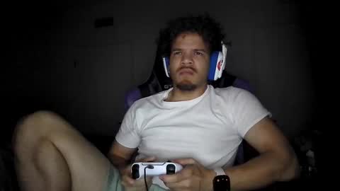 Snapshot of str8dj chatting on January 2026 03:21:01 AM Dj online show from January 2026 03:21:01 AM