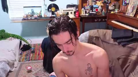 str8whiteboy21 online show from October 2025 07:47:02 PM
