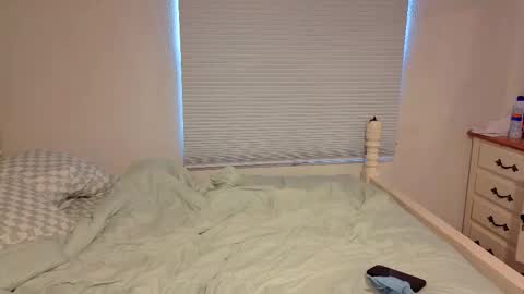 str8whiteboy21 online show from November 2025 05:23:01 PM