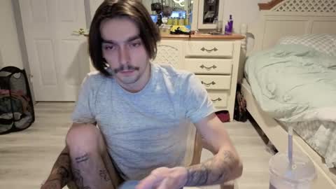 str8whiteboy21 online show from February 2026 07:13:02 AM