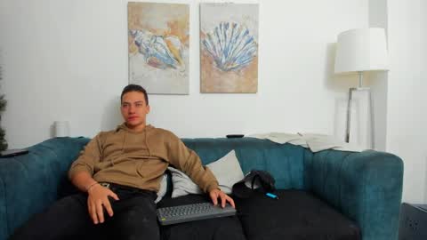 straight__friends online show from March 2026 01:55:01 PM