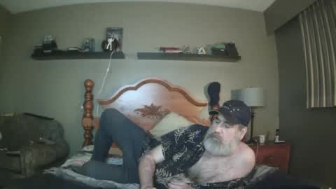 Straightbear4you online show from February 2025 05:35:01 AM