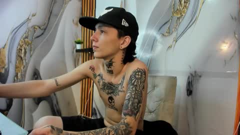 Snapshot of straightboy_nick chatting on November 2025 03:16:02 AM NICK online show from November 2025 03:16:02 AM