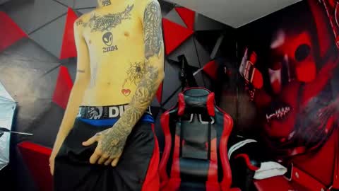 Snapshot of straightboy_nick chatting on November 2025 12:21:01 AM NICK online show from November 2025 12:21:01 AM