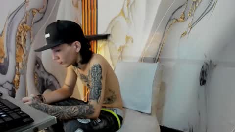 Snapshot of straightboy_nick chatting on February 2026 04:34:02 AM NICK online show from February 2026 04:34:02 AM