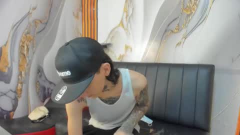 Snapshot of straightboy_nick chatting on March 2026 04:18:02 AM NICK online show from March 2026 04:18:02 AM