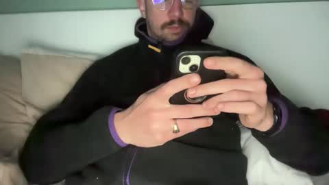 straightfirelotus69420_ online show from April 2026 09:11:02 AM