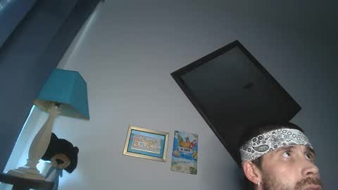 straitpipermann22 online show from October 2025 06:17:02 PM