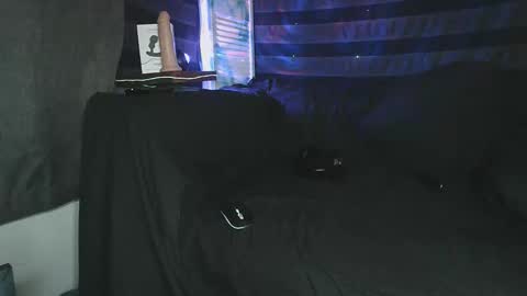 straitpipermann22 online show from November 2025 07:18:02 AM