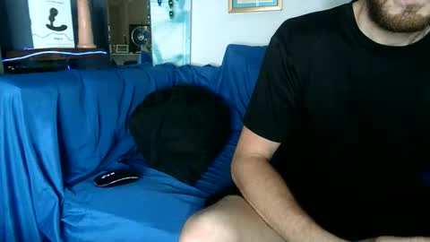 straitpipermann22 online show from November 2025 08:41:01 PM