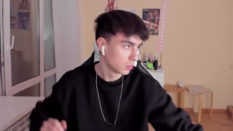 Ray online show from January 2025 04:09:01 PM