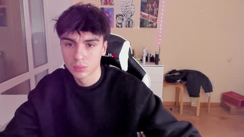 Ray online show from February 2025 05:37:01 PM