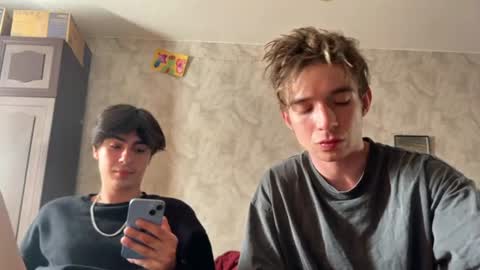 Snapshot of stralght_twinks chatting on July 2026 01:39:02 PM Ray online show from July 2026 01:39:02 PM