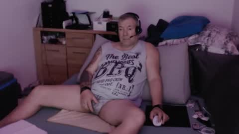 Stranger online show from October 2025 07:57:02 PM