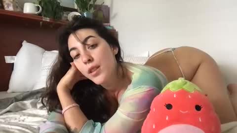 Angel Baby online show from October 2025 04:17:02 PM