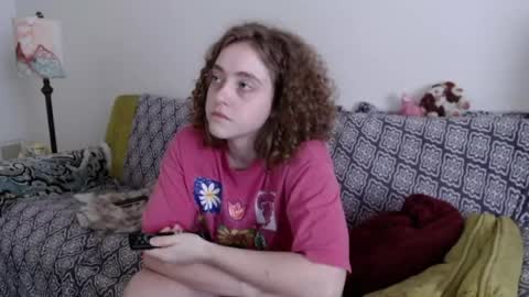 Strawberrylotsacake online show from April 2026 01:23:01 PM