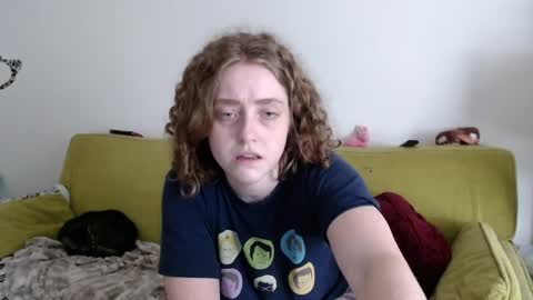 Strawberrylotsacake online show from May 2026 04:38:01 PM