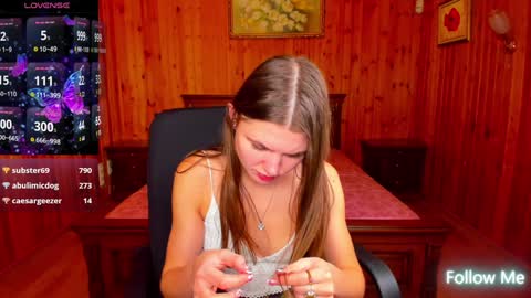 Snapshot of strawberrylux chatting on January 2025 09:40:02 AM Strawberrylux online show from January 2025 09:40:02 AM