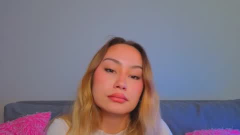 Tati and Lola online show from March 2026 10:40:01 AM