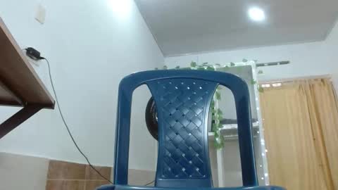 Snapshot of strawberrysexy735 chatting on December 2025 03:40:02 PM Dulce online show from December 2025 03:40:02 PM