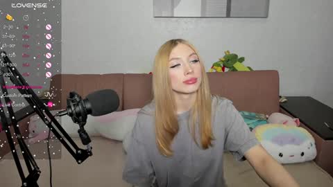 Streis  open pvt online show from January 2025 11:07:01 PM