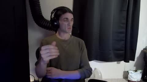 stringgreens777 online show from January 2026 05:04:01 PM