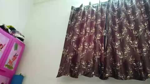 strip_couple_love1 online show from September 2025 07:45:01 AM