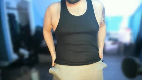 Johnny online show from December 2025 08:40:01 PM