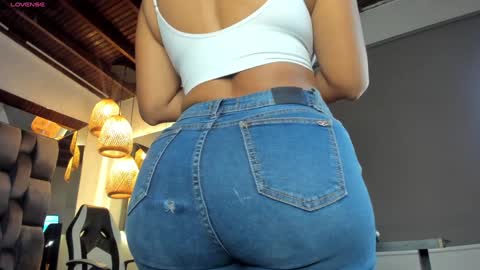 Alexa   online show from December 2024 11:15:01 AM