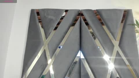 Alexa   online show from March 2025 11:01:02 AM