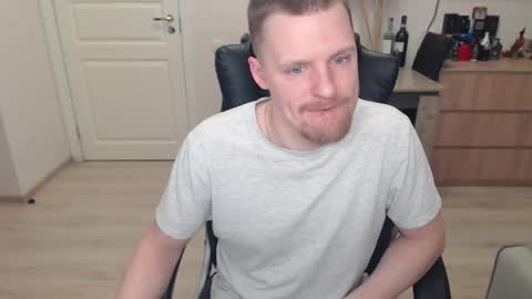 strong_guy_xxx online show from January 2026 05:56:01 AM