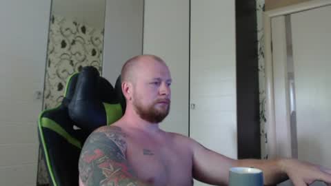 Snapshot of strongass18 chatting on June 2026 09:01:02 AM Alex online show from June 2026 09:01:02 AM
