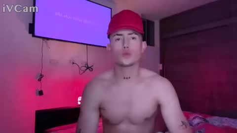 stronghardlatino online show from September 2025 02:15:02 AM