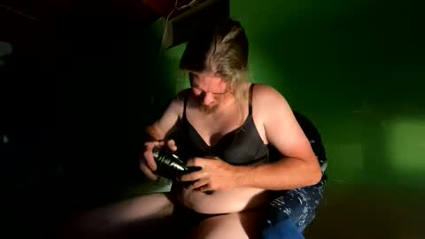 strumie3534336684 online show from May 2026 11:34:04 PM