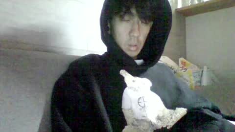 Asian boy online show from May 2026 07:41:02 PM