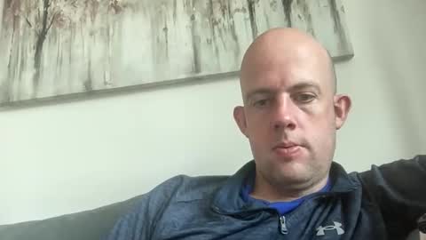 Snapshot of stuart_scotland chatting on May 2026 06:05:01 PM stuart_scotland online show from May 2026 06:05:01 PM