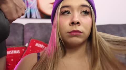 Snapshot of students_porn chatting on December 2024 08:04:02 PM students_porn online show from December 2024 08:04:02 PM