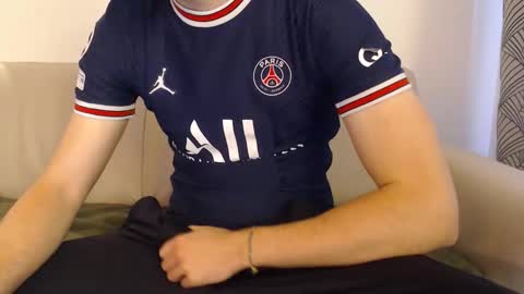 Stud From Paris online show from May 2026 09:25:02 AM