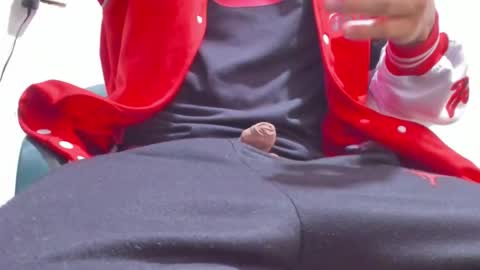 mark online show from December 2024 01:22:01 AM