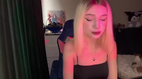 stuffy_ri online show from January 2025 09:18:01 AM