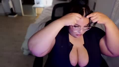 stunnahaus online show from June 2026 06:10:02 AM