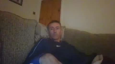 stuuuey73 online show from October 2025 09:48:02 PM