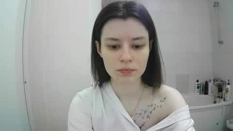 Eva online show from November 2025 08:20:01 PM