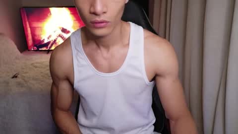 stylish man online show from April 2026 10:42:02 AM