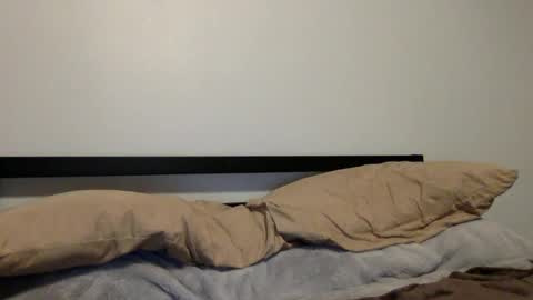 Snapshot of suaveces chatting on September 2025 01:40:02 AM suaveces online show from September 2025 01:40:02 AM