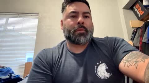 suavecito67 online show from December 2024 12:38:01 AM