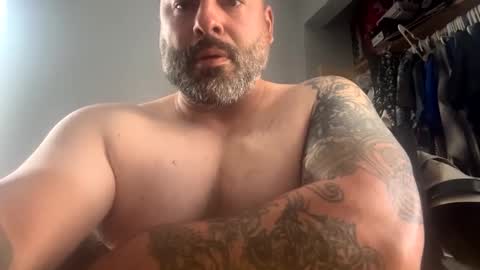 suavecito67 online show from October 2025 03:43:01 PM