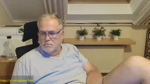 subbear1968 online show from June 2026 08:43:01 PM