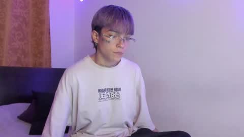 nico online show from March 2026 10:40:01 PM